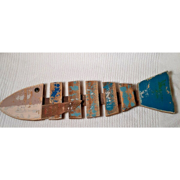 Distressed Hand Painted Wooden Fish Home Decor - Picture 1 of 4